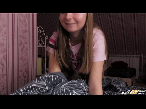 ❤️ Blondie souse BFF li a pwofondman epi li pran kom nan bouch li ️❌ Videyo sèks nan ht.sex78.ru ️❤