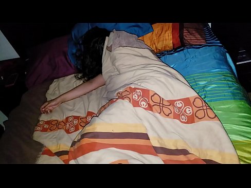 ❤️ Stepson ap reprimande jenn bèlmè li pandan l ap dòmi. ️❌ Videyo sèks nan ht.sex78.ru ️❤